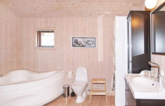 Photo 3 - 8 Person Holiday Home in Hemmet