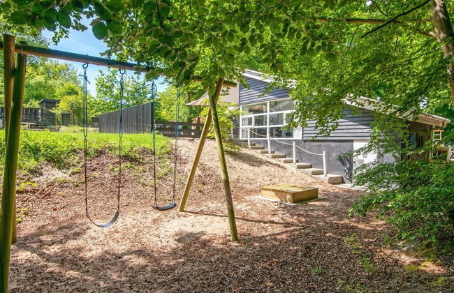 12 Person Holiday Home in Glesborg - Foto 17