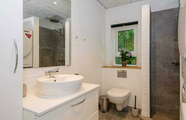 12 Person Holiday Home in Glesborg - Foto 11