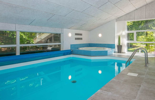 12 Person Holiday Home in Glesborg - Foto 13