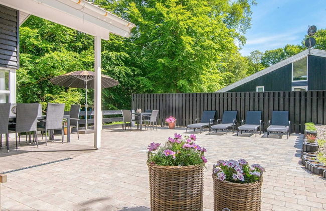 12 Person Holiday Home in Glesborg - Foto 40