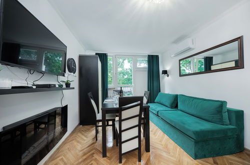 Photo 25 - UNIT Short Rent Apartment by Warsaw Metro Station