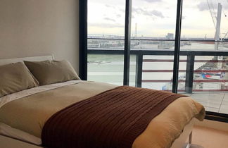 Photo 2 - Melbourne Docklands Luxury Seaview Apartment