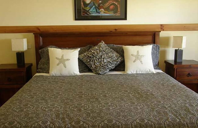 Beachport Retreat Holiday House - Photo 3