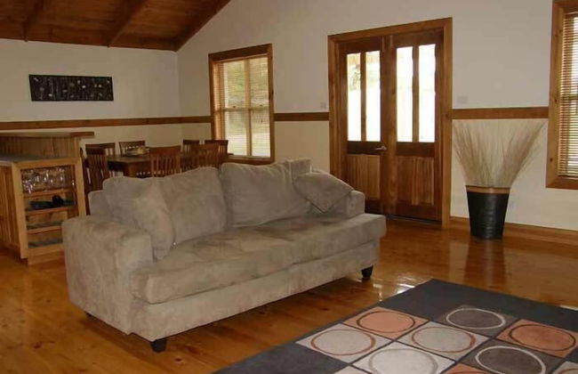 Beachport Retreat Holiday House - Photo 5