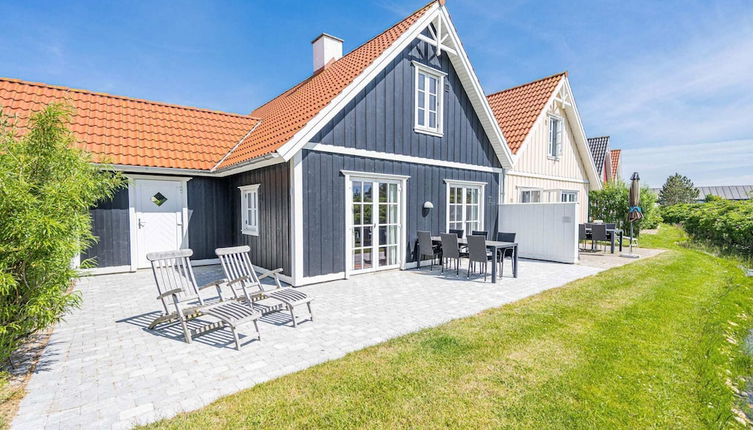 Photo 1 - 6 Person Holiday Home in Blavand