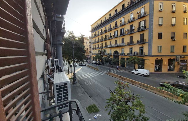 Dormire a Napoli Centro Holiday House - Foto 9