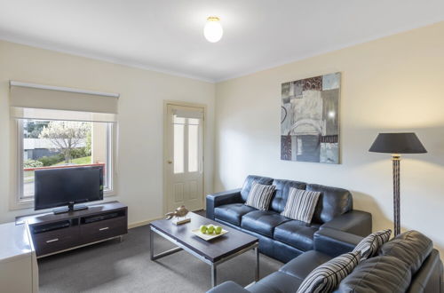 Photo 8 - Hawthorn Gardens Serviced Apartments