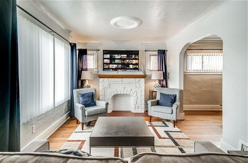 Photo 1 - Shiny and Comfortable Oakland House