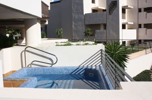 Photo 8 - Beach Apartment - Private Pool