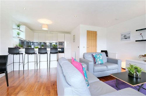 Foto 13 - Stunning two Bedroom Home in West End Area of Aberdeen