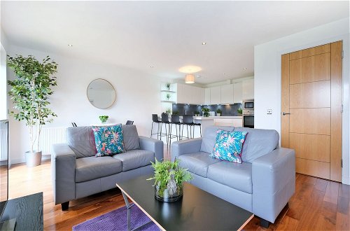 Photo 1 - Stunning two Bedroom Home in West End Area of Aberdeen