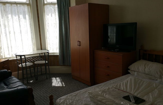 2 Berth, First Floor Flat, Glen Villa 4 - Foto 3