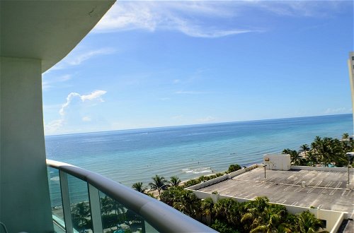 Photo 56 - Beautiful Apartment in Hollywood Beach