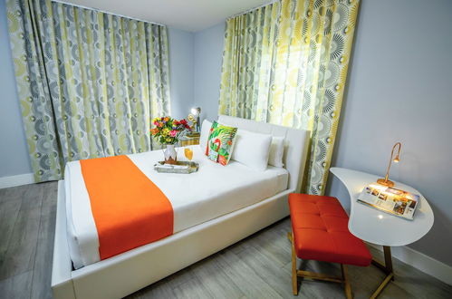 Photo 5 - Seaside All Suites Hotel