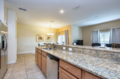 Foto 16 - Paradise Palms-4 Bed Townhome W/splashpool-3032pp 4 Bedroom Townhouse by Redawning