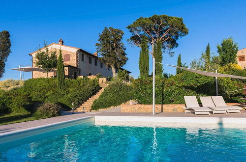 Photo 30 - Quaint Holiday Home in Florence Tuscany With Swimming Pool