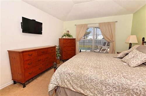 Photo 3 - Great Only 8 Miles To Disney! 4 Bedroom Villa by Redawning