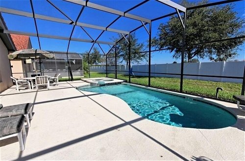 Photo 16 - Great Only 8 Miles To Disney! 4 Bedroom Villa by Redawning