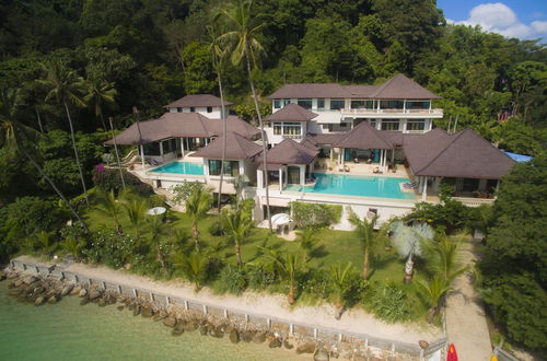 Photo 14 - Stunning Oceanview Villa Taipan