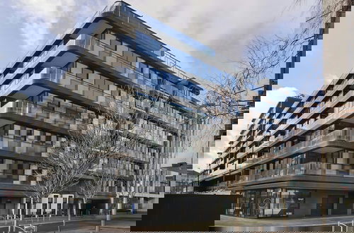Foto 56 - Sonder by Marriott Bonvoy Britain Quay Apartments Grand Canal Square