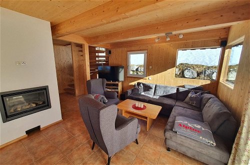 Foto 1 - Comfortable Chalet in Hohentauern with Whirlpool near City Center