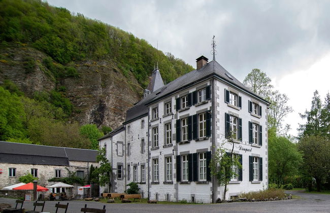 Castle Apartment Aywaille Near River Ambleve - Foto 1