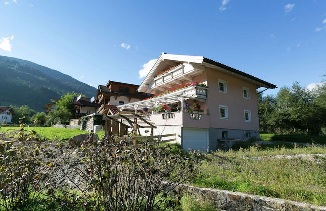 Apartment in Aschau Near Ski Hochzillertal - Photo 18