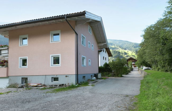Apartment in Aschau Near Ski Hochzillertal - Photo 20