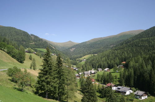 Photo 22 - Cozy Holiday Home in Carinthia near Ski Area