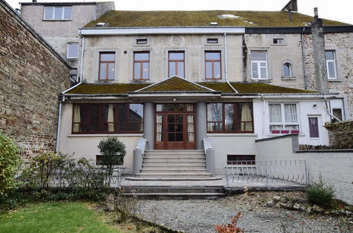 Photo 1 - Elegant Holiday Home in Saint-hubert With Fenced Garden