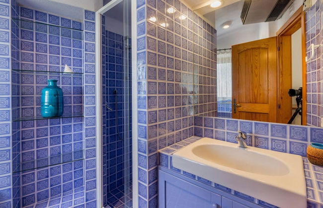 Villa Smeralda Portobello - Photo 21