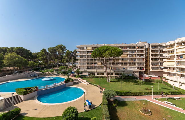 Catalonia Gardens - Photo 18