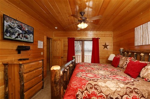 Foto 4 - Ridgetop Theatre Lodge - Six Bedroom Cabin
