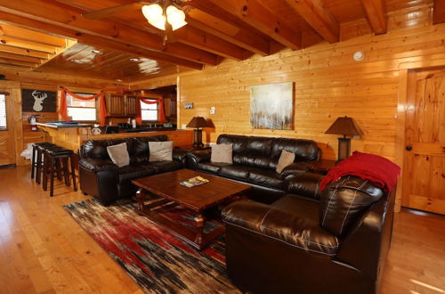 Photo 20 - Ridgetop Theatre Lodge - Six Bedroom Cabin