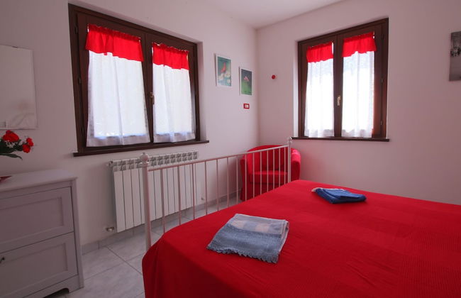 Villa in Marche With Pool & Panoramic Views - Photo 6