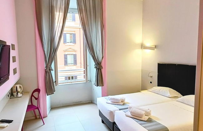 Manin Suites - Photo 13