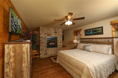 Photo 6 - Misty Mountainside - Two Bedroom Chalet
