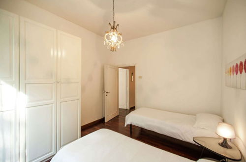 Photo 2 - Spacious Apartment in Rome near Sea