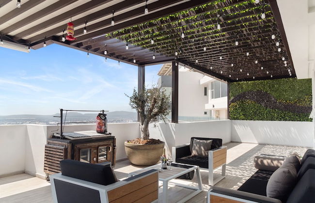 Penthouse Campanario, LA Mejor Vista DE Queretaro - Photo 26