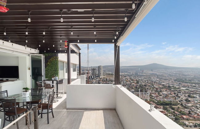 Penthouse Campanario, LA Mejor Vista DE Queretaro - Photo 19