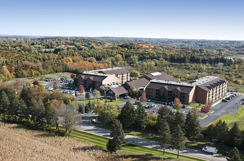 Photo 10 - Timber Ridge Lodge and Waterpark