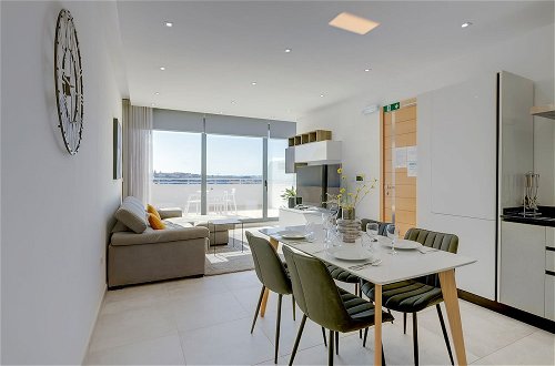 Foto 20 - Superlative Penthouse With Valletta and Harbour Views