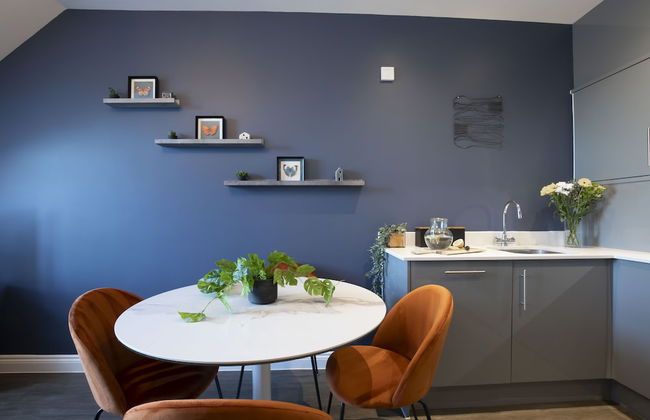 Elliot Oliver - Loft Style 2 Bedroom Apartment With Parking In The Docks - Foto 10