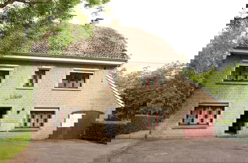 Foto 1 - Quaint Holiday Home With Fenced Garden in Manhay