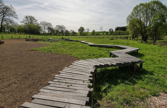 Bertrix Hot Tub & Garden Stay - Foto 21