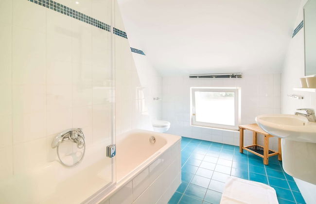 Luxurious Villa With Pool and Sauna, and Very Suitable for Culinary Workshops! - Foto 44