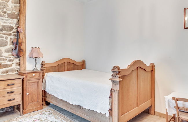 Enticing Holiday Home in Viroinval near Forest - Foto 23