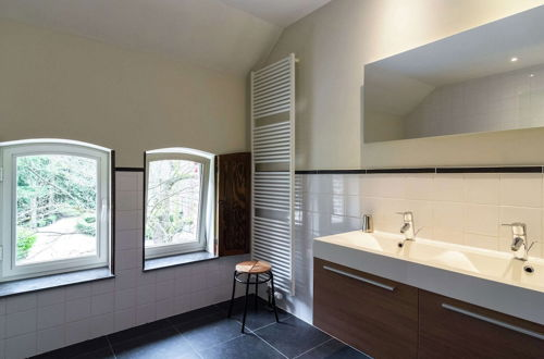 Photo 16 - Luxury Home in Gedinne With Bubble Bath and Sauna