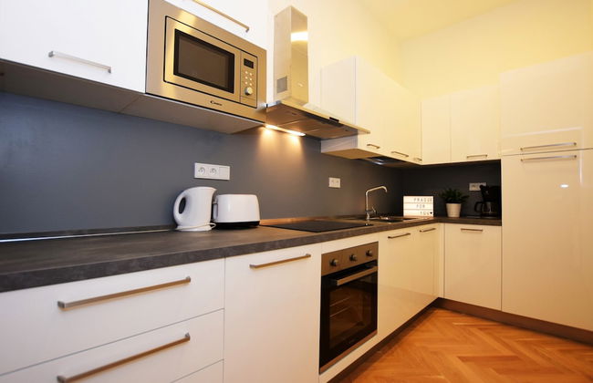Rehorova Apartments - Photo 56